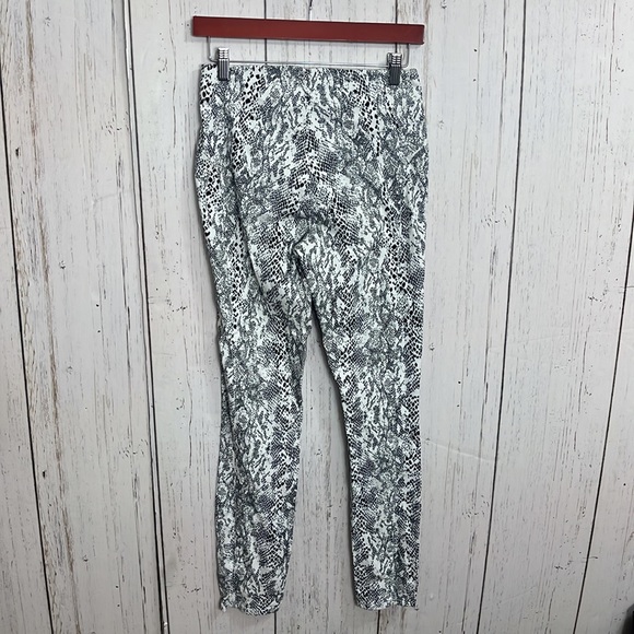 COPY - Nicki Minaj Hi Rise Skinny Cotton Spandex Pants Button Fly Junior 3/4 Wo… - Picture 12 of 12